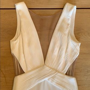 NWT BCBG ANASTASIA DRESS WHITE XXS